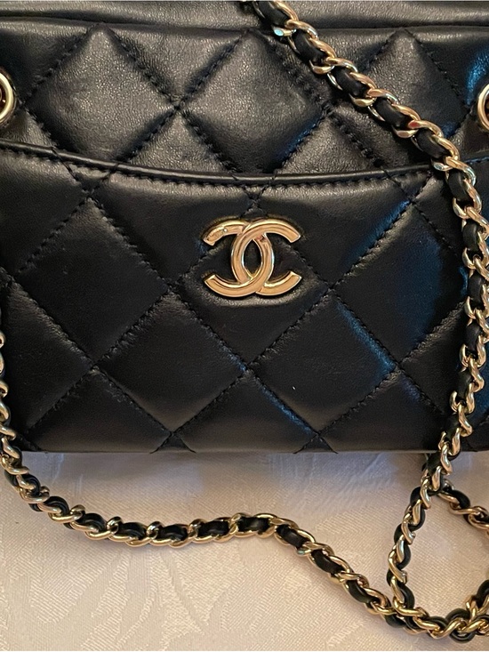 CHANEL Handbags - Chanel Quilted Lambskin Shoulder Bag in Black with Gold Hardware